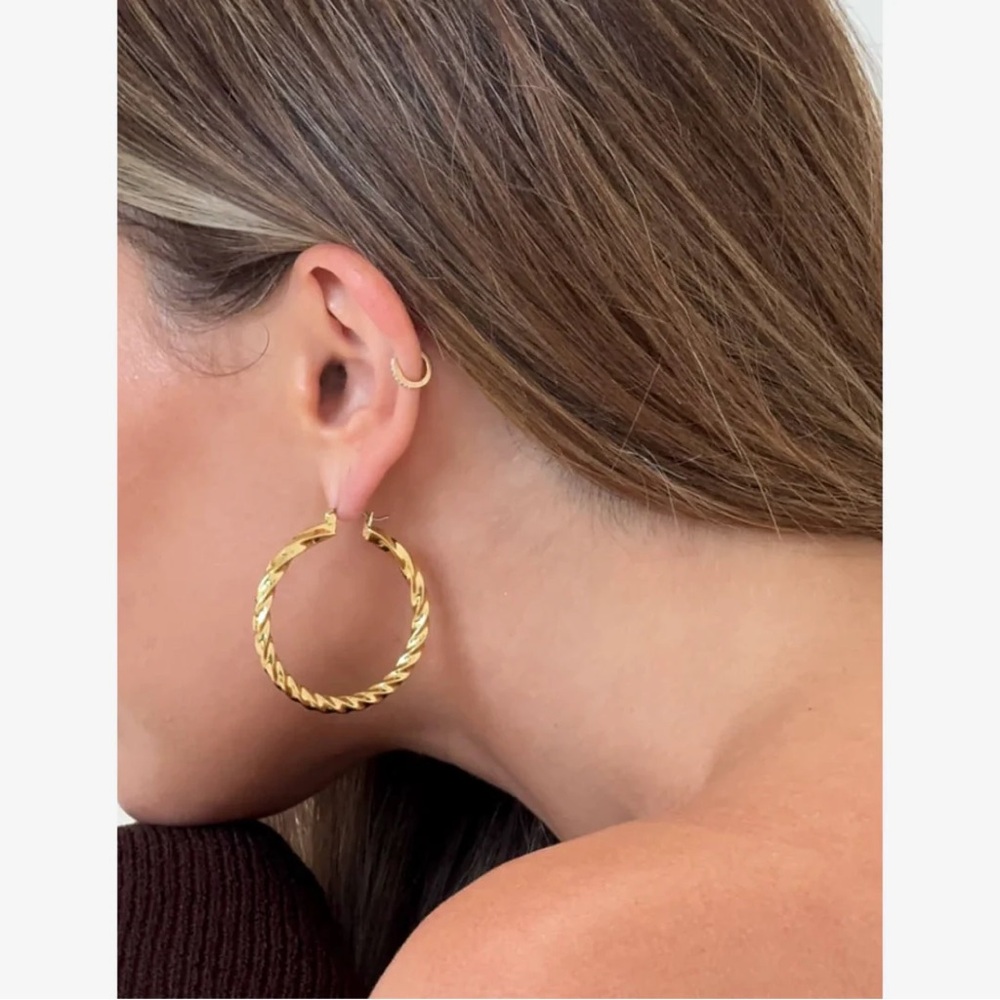 MSRP $88 Rumored Cher Hoops - Gold - Picture 2 of 2